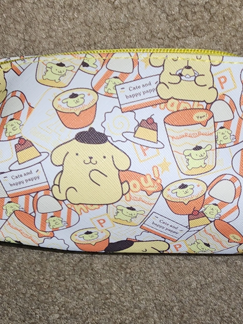 Cosmetic Case Sanrio Pompompurin Printed - Yellow & Orange $16 NIP - Picture 2 of 4